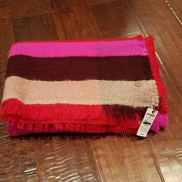 Express Accessories - NWT Express scarf/pashmina